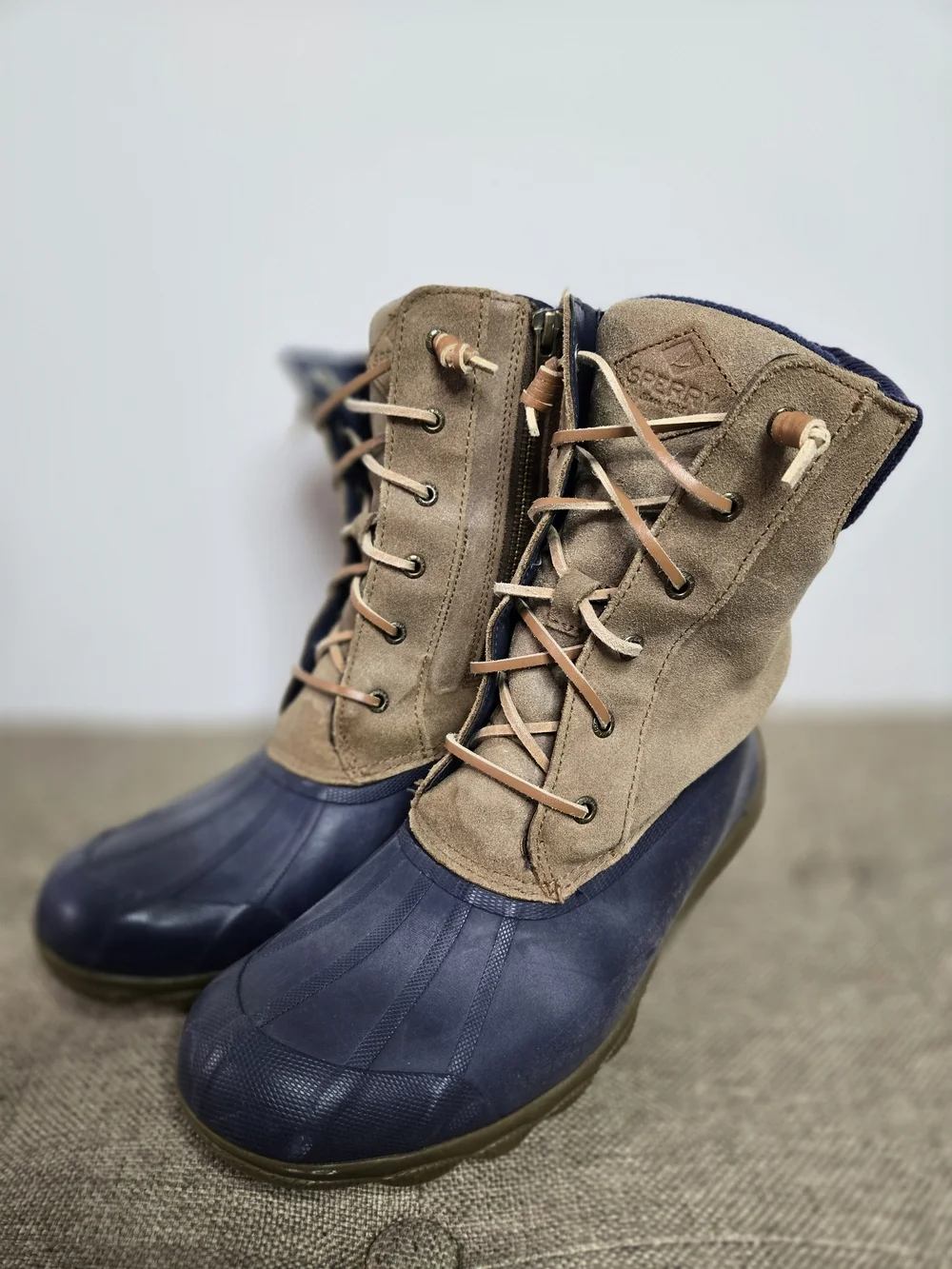 Womens Sperry Navy & Khaki Lace-Up Waterproof Boots Size 8